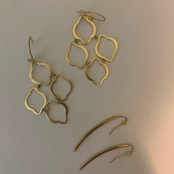 Stella & Dot gold tone earrings - Picture 1 of 1